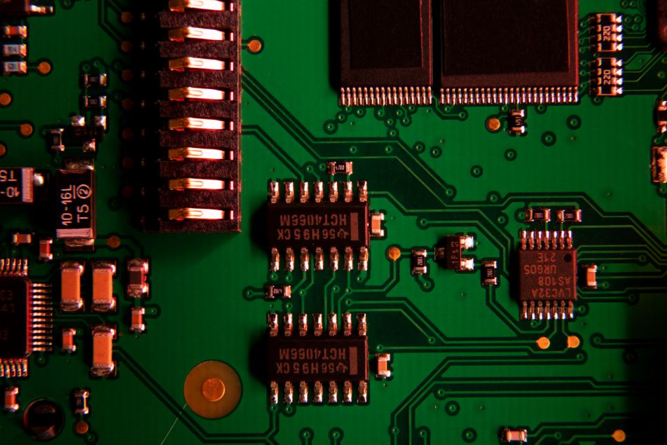 PCB Design Trends 2023 - Blog - AdvaNova Consultancy